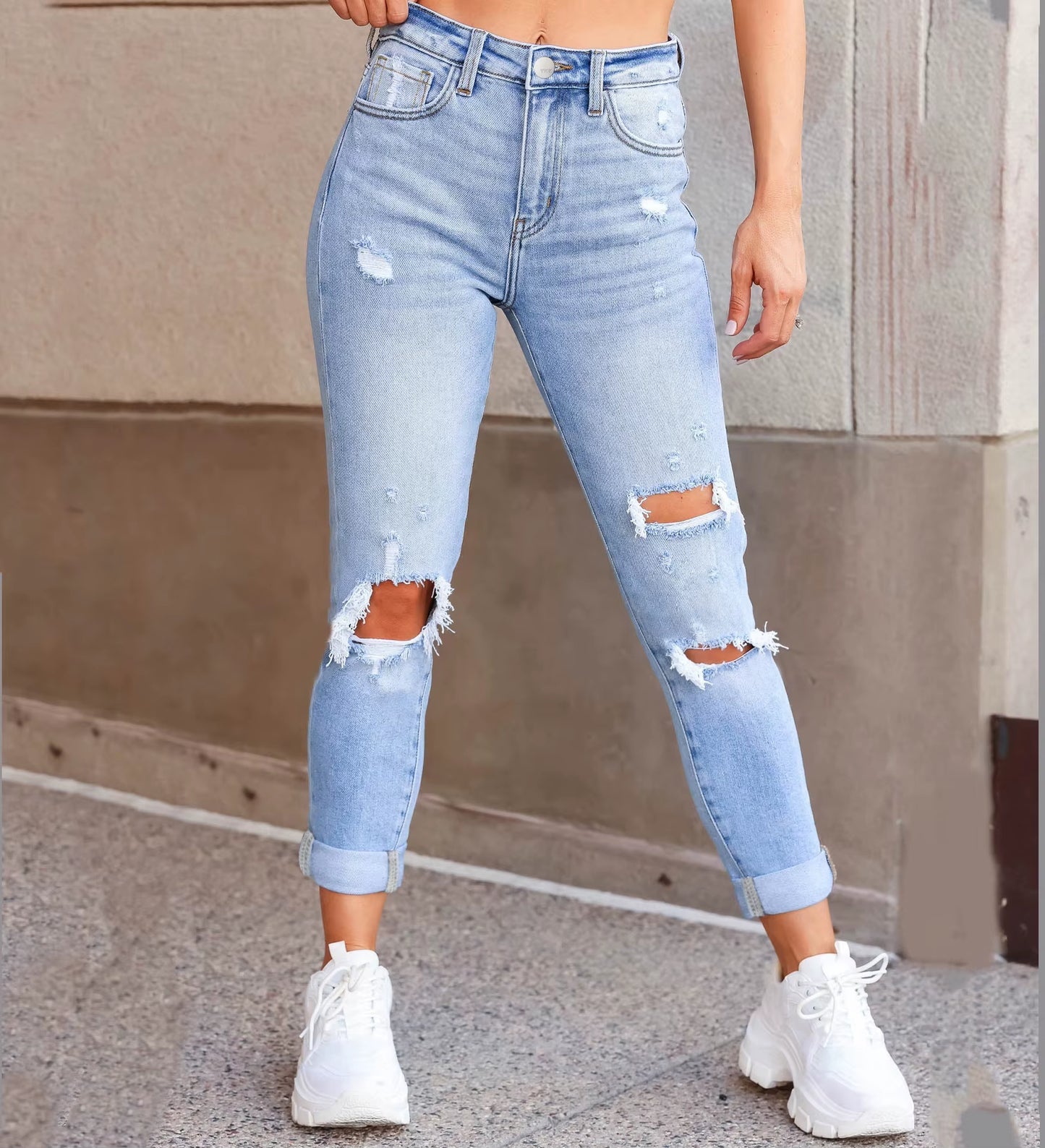 China Factory Wholesale Good Quality Casual Ripped Skinny Lace-Up New Denim Pants for Women Washable with Logo on Waist