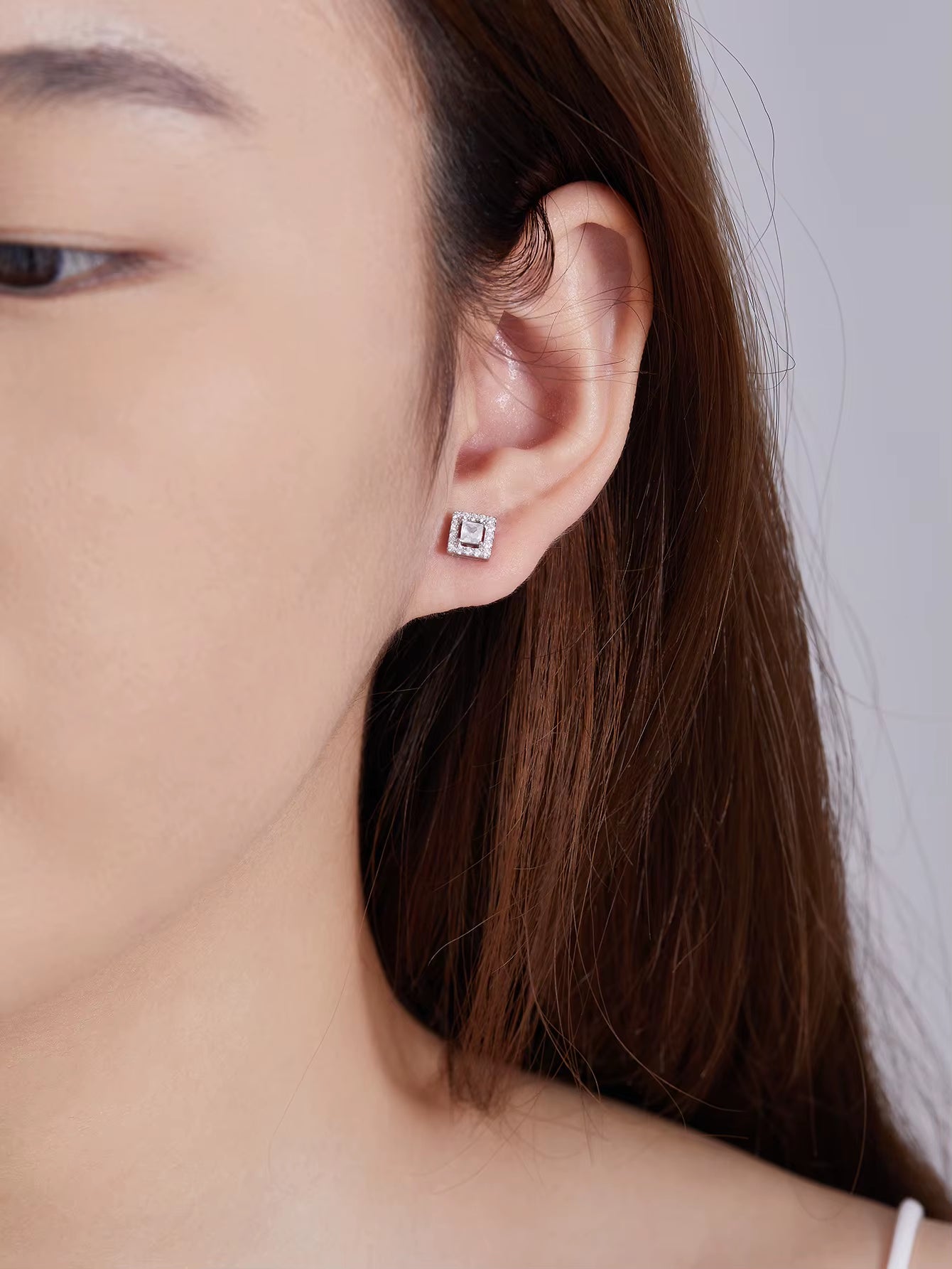 Custom Jewelry Earring 925 Sterling Silver 4 Claws Embedded Square VVS Moissanite Stud Earrings