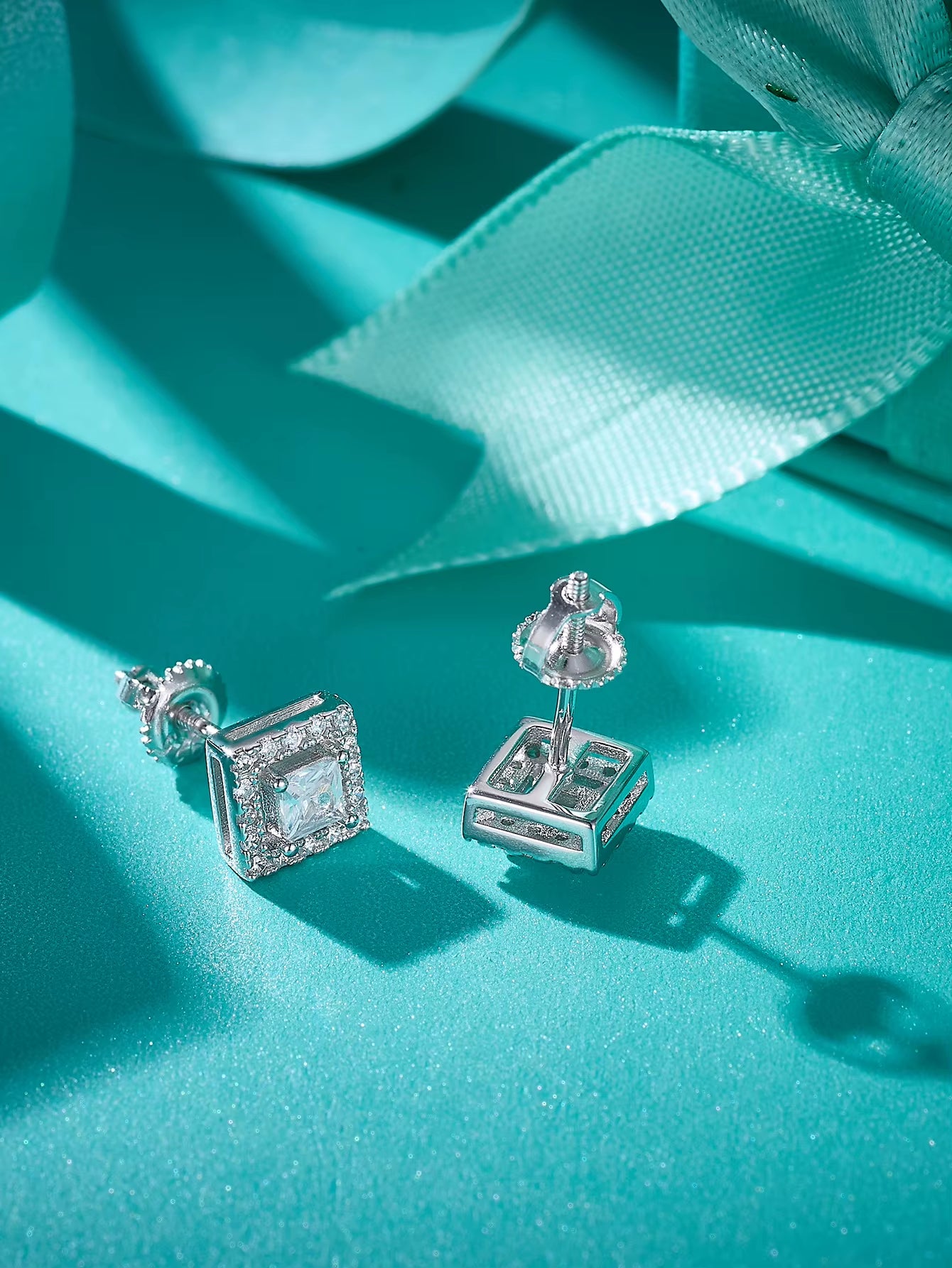 Custom Jewelry Earring 925 Sterling Silver 4 Claws Embedded Square VVS Moissanite Stud Earrings