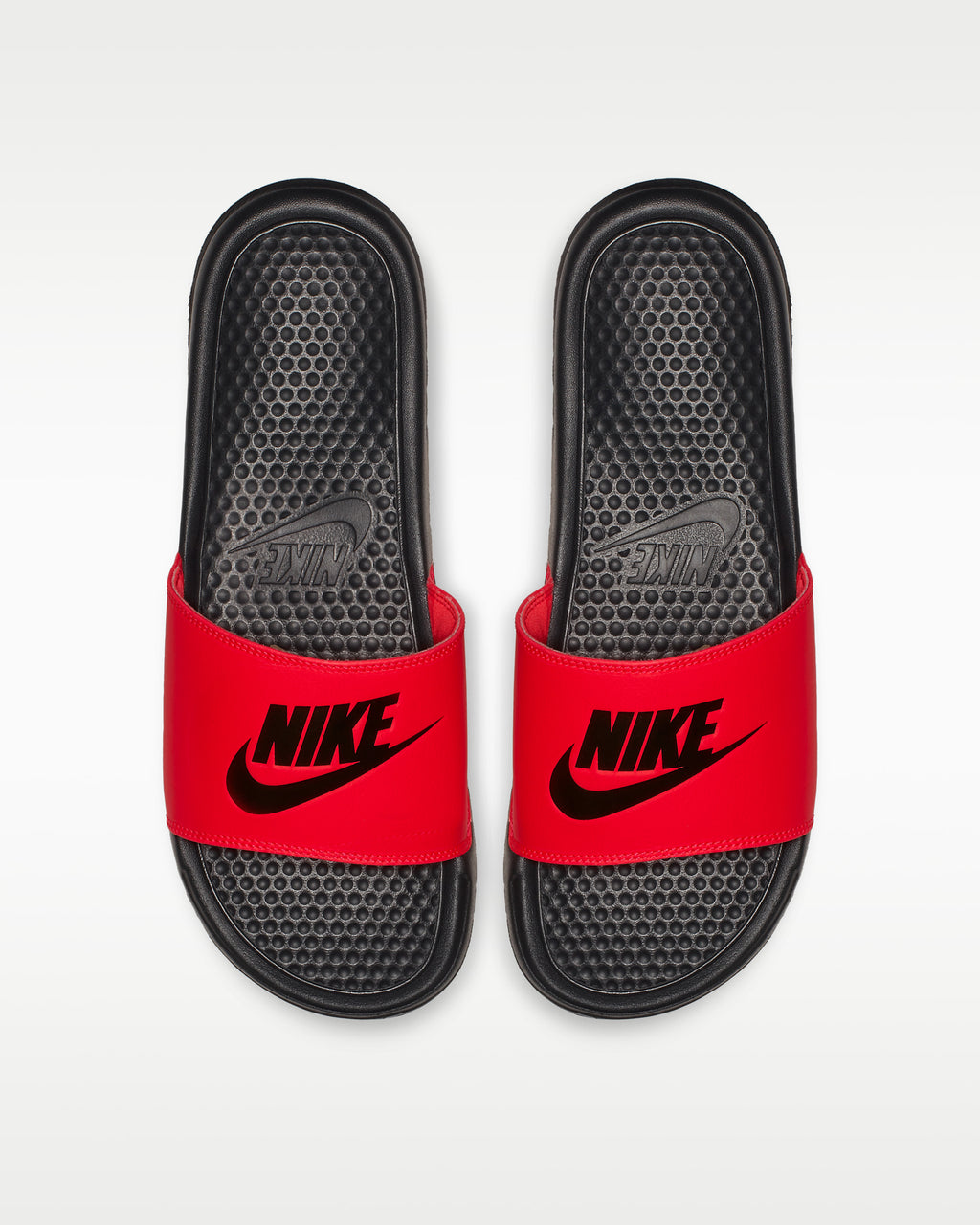 Nike Benassi Slides – Everyday Comfort & Classic Style