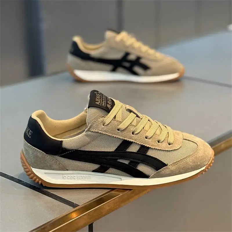 2026 Summer New Arrival -inspired Leather Upper Lace-Up Sneakers Breathable Mesh Carved Floral Wing Pattern Subtle