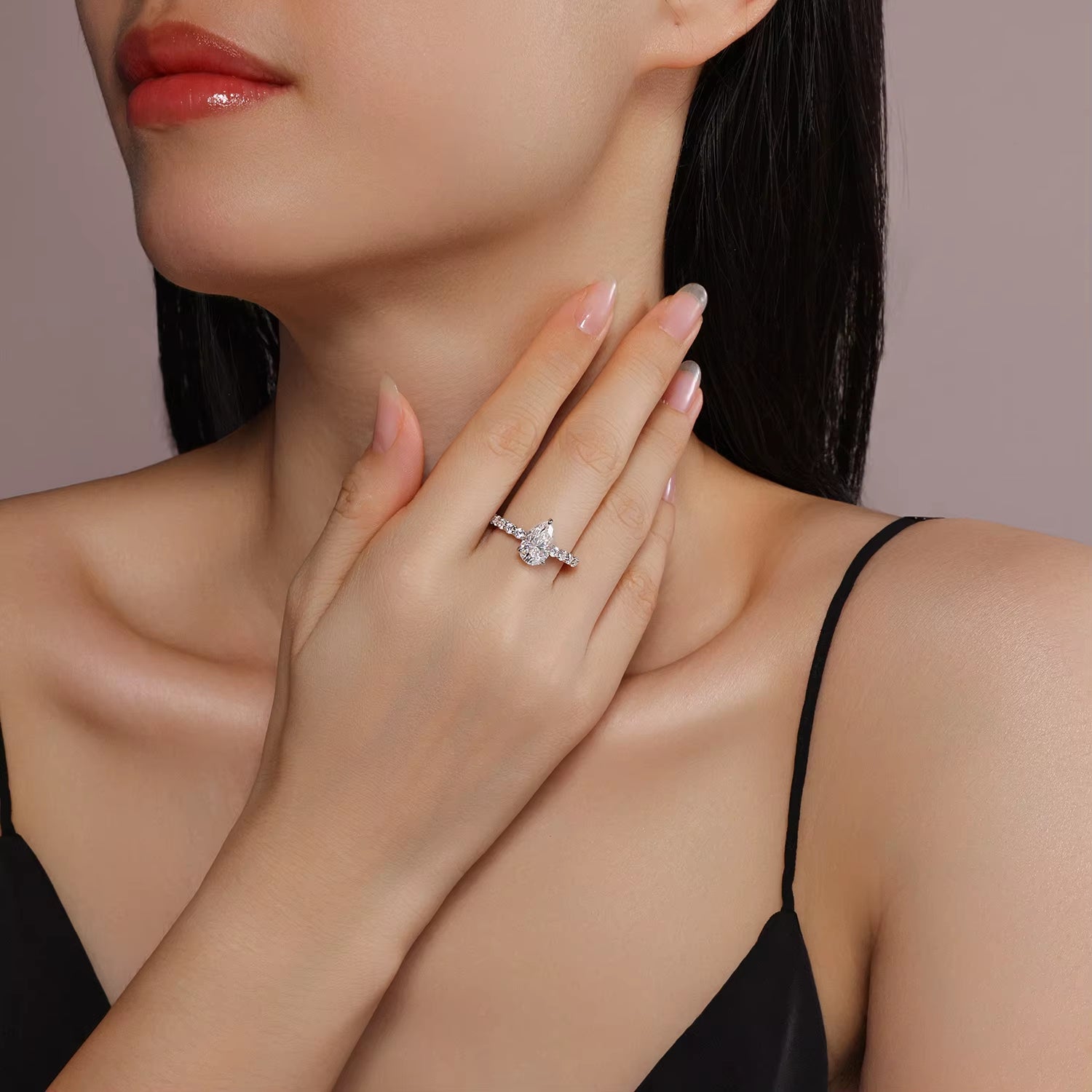 Elegant Pear Cut Moissanite Ring S925 Silver Hypoallergenic for Women'S Engagement or Wedding