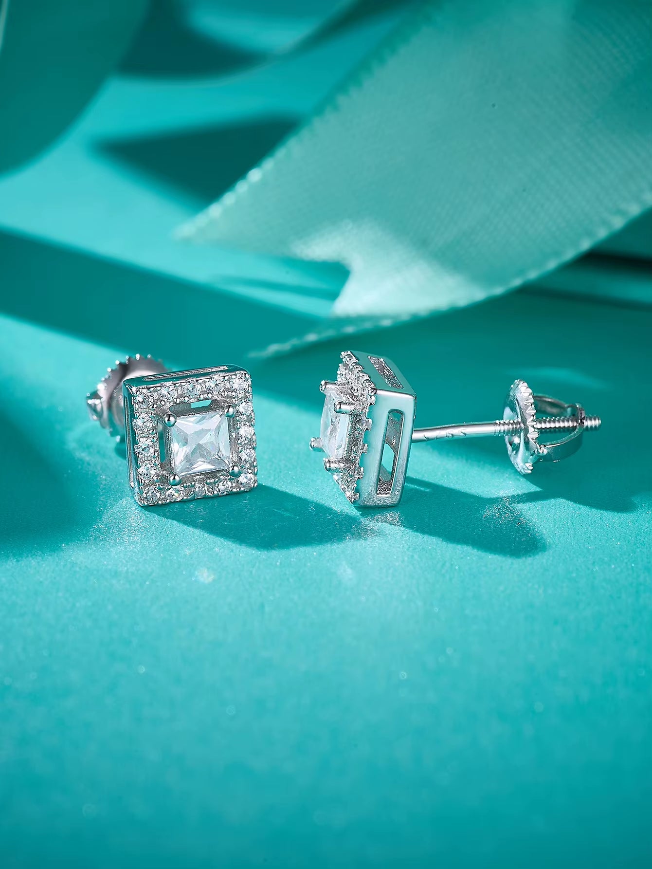 Custom Jewelry Earring 925 Sterling Silver 4 Claws Embedded Square VVS Moissanite Stud Earrings